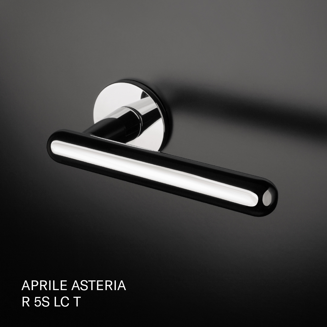 klamka Aprile model Asteria w kolorze chromu polerowanego
